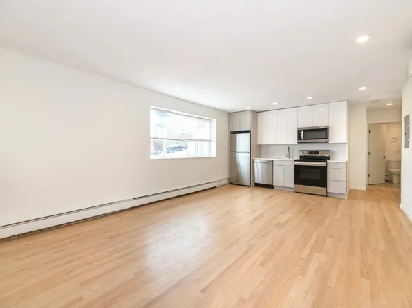 194 Hillside St #6, Roxbury Crossing, MA 02120