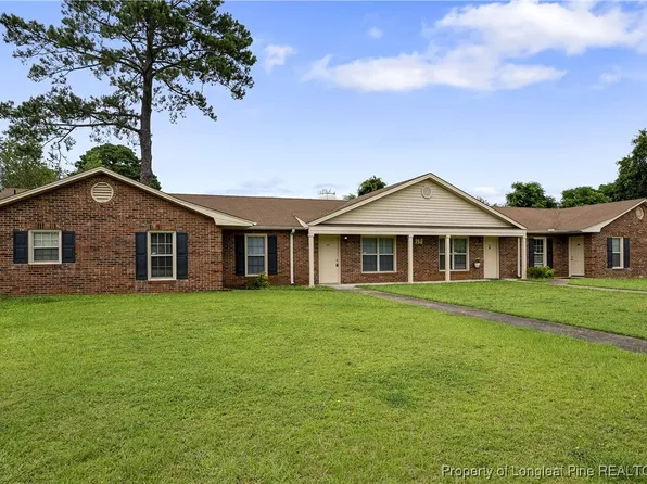 214 Crabapple Cir, Fayetteville, NC 28303