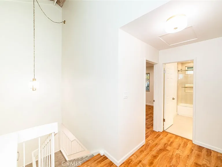 10 Oak Tree Ln — Photo 18