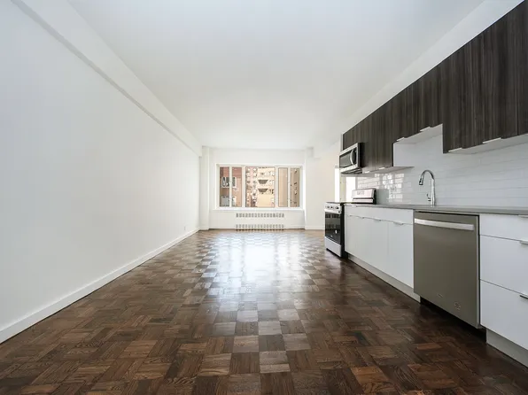 35 East 35th Street image 11 of 31