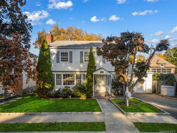 313 Heathcote Avenue, Mamaroneck, NY 10543
