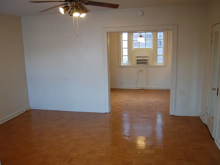 1739 G St. — Photo 4