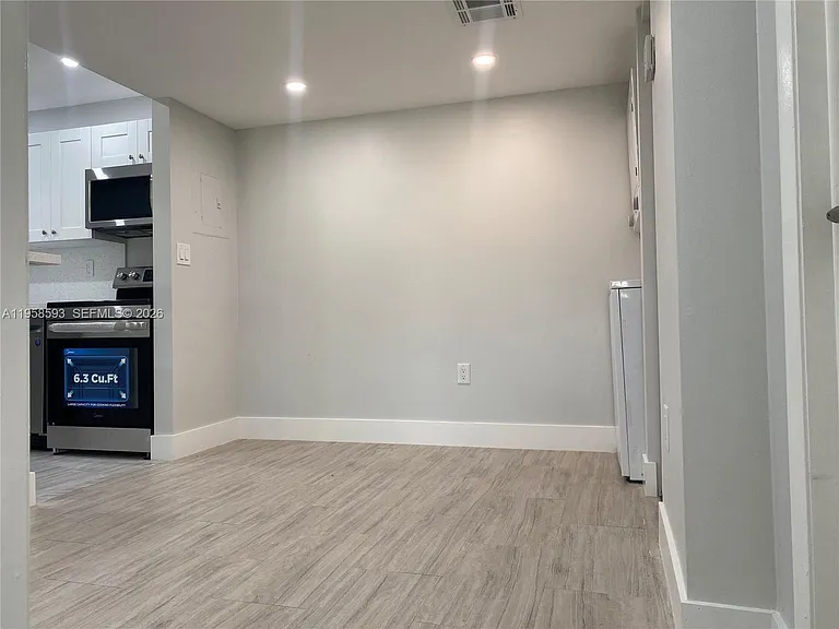 7175 NW 179th St #302 — Photo 9