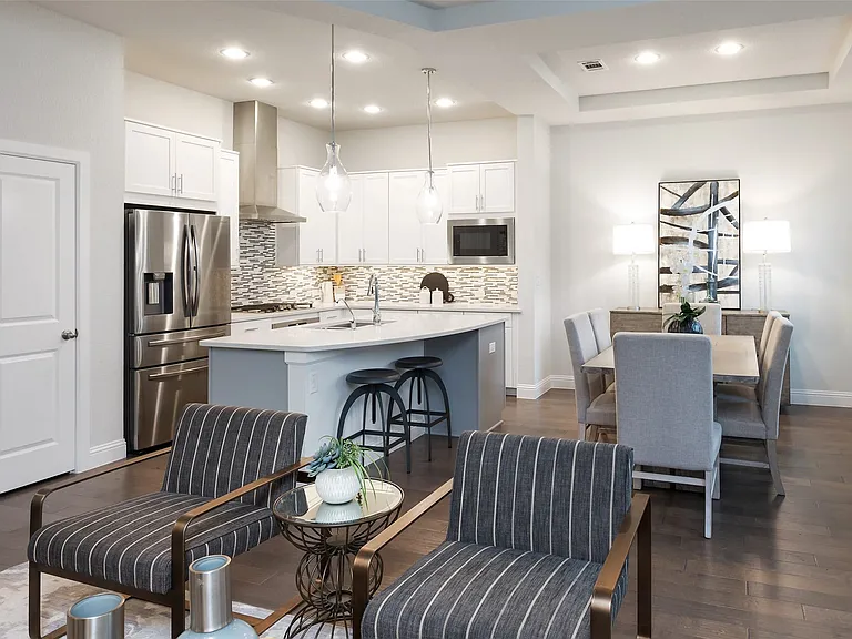 1115 Manacor Ln — Photo 10