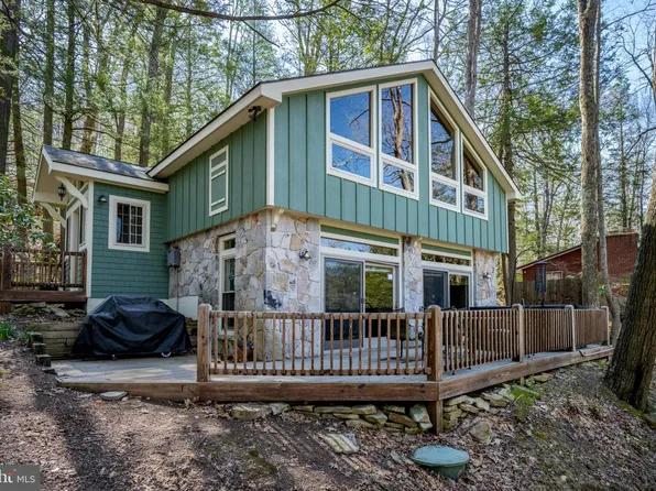 3084 Lake Shore Dr, Oakland, MD 21550