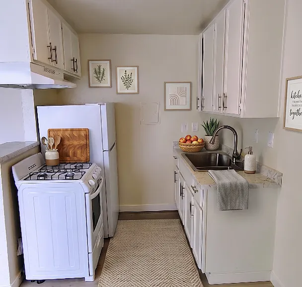 11434 Calvert St — Photo 3