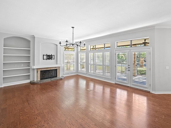 4th image of 300 San Gabriel Village Blvd APT 410