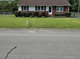 108 Armstrong Dr, Jacksonville, NC 28540
