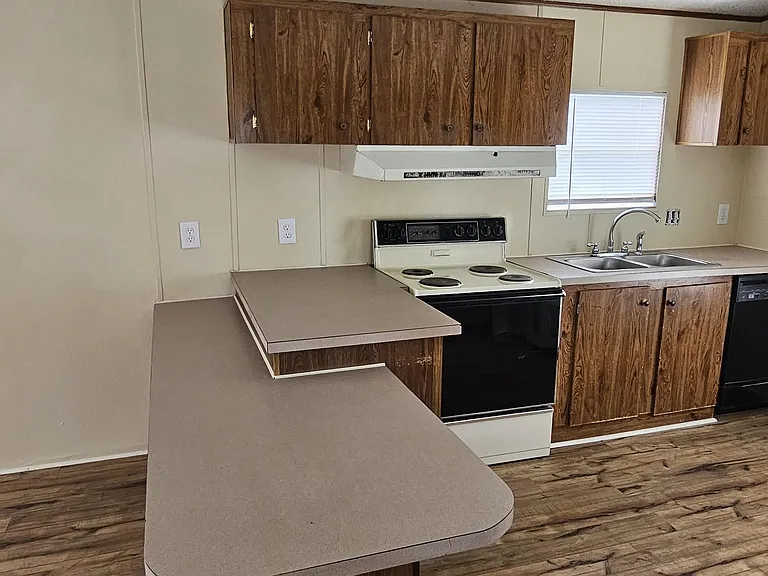 11 Coosa Cove Ln — Photo 3
