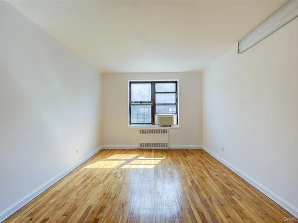 34-20 78th Street #4J, Jackson Heights, NY 11372