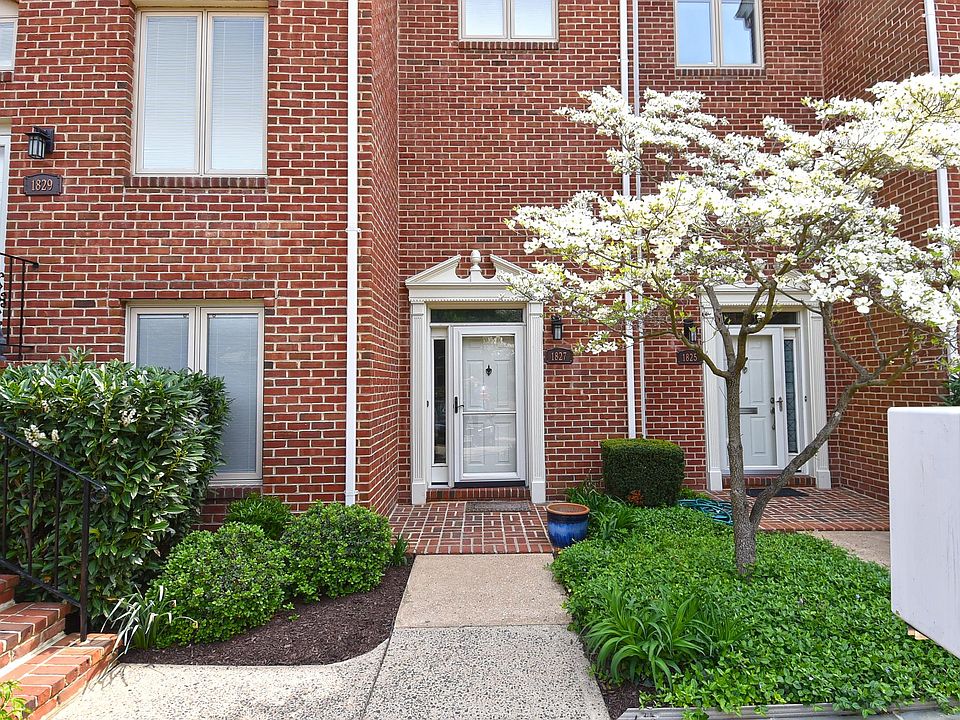 1st image of 1827 N Uhle St #1
