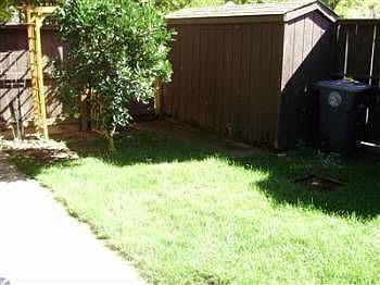 4th image of 6242 Holly Springs Ct