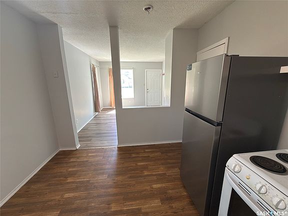 5th image of 844 13th Street W