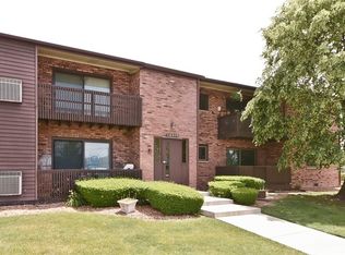 18019 Oak Park Ave APT G, Tinley Park, IL 60477