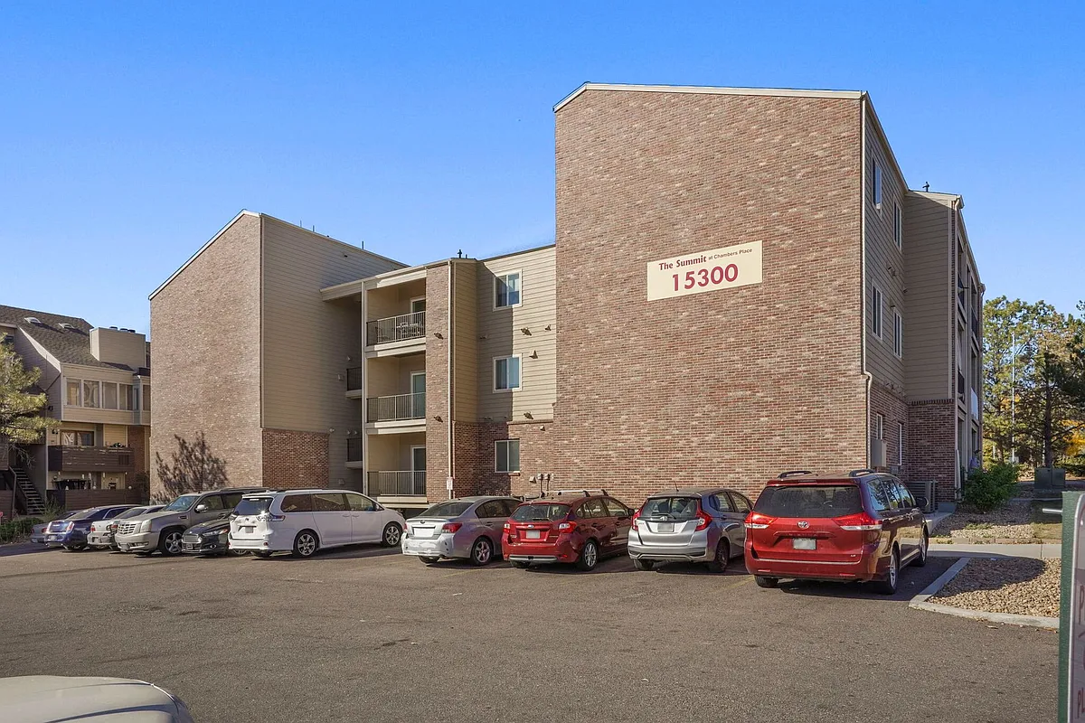Building Photo - 15300 E Arizona Ave