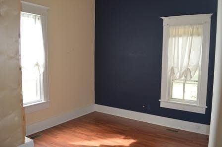 2nd image of 404 S Water St
