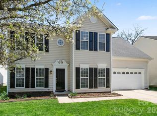 1017 Farmingham Ln, Indian Trail, NC 28079
