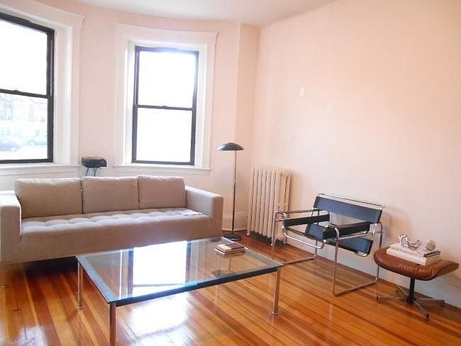 2nd image of 1373 Commonwealth Ave #2