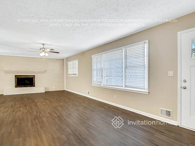 4286 Newton Cir — Photo 7