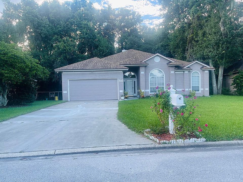 1st image of 13099 Branch Vine Dr N