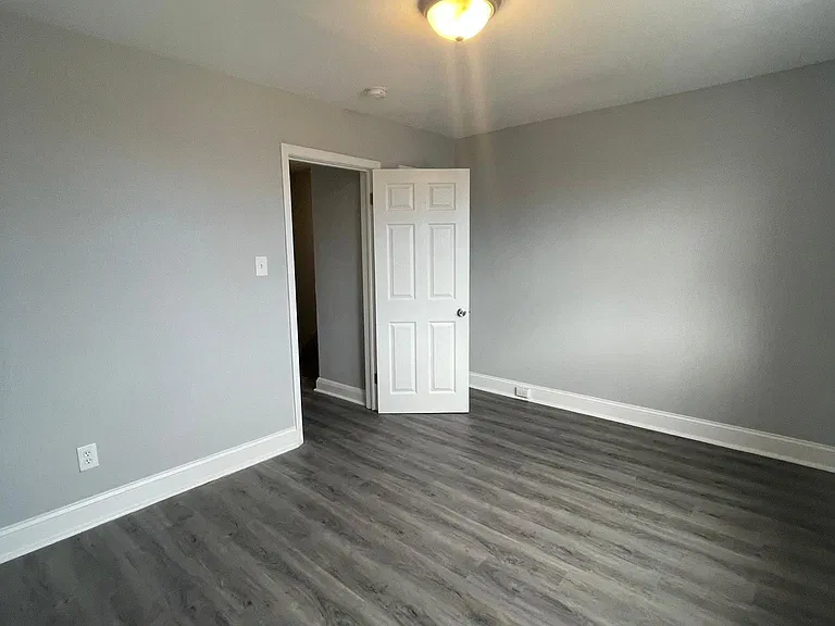 3607 W Lexington St — Photo 17