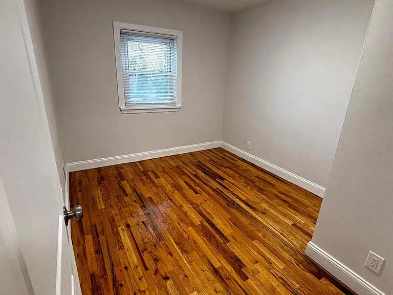 3227 Griswold Ave #3 — Photo 5