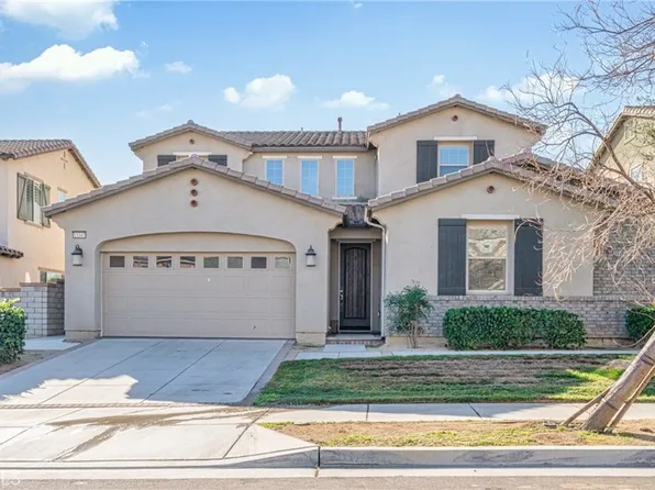 13345 Eaglebluff Ln, Corona, CA 92880