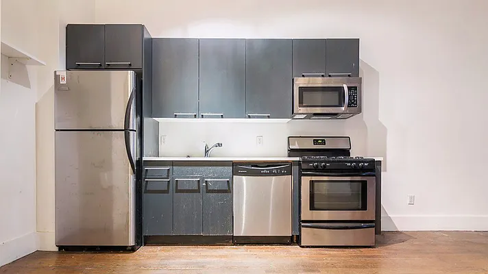 Rented by NY Living Solutions | media 5