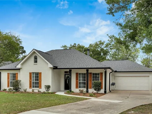 19183 Hector St, Mandeville, LA 70471