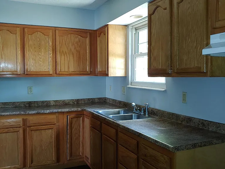 5504 Madisonwoods Dr — Photo 1