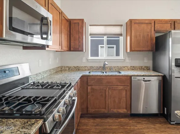 1415 Sherman St, Fallon, NV 89406