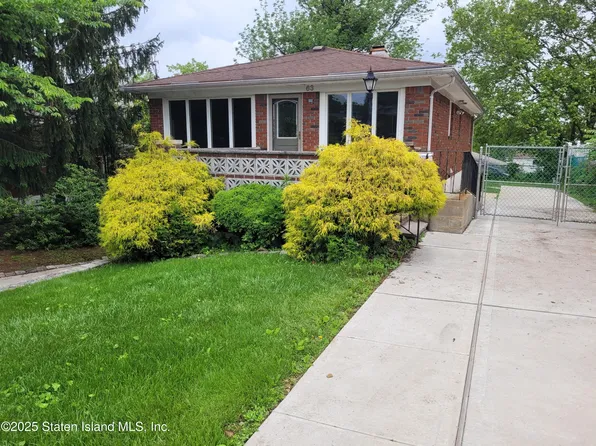 63 Bolivar St, Staten Island, NY 10314