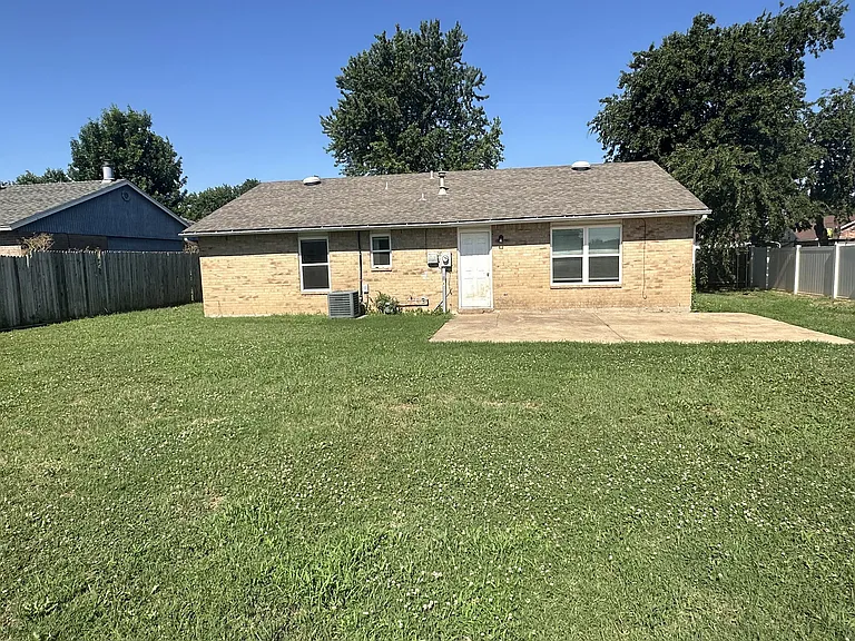 632 N Ramblin Oaks Dr — Photo 4
