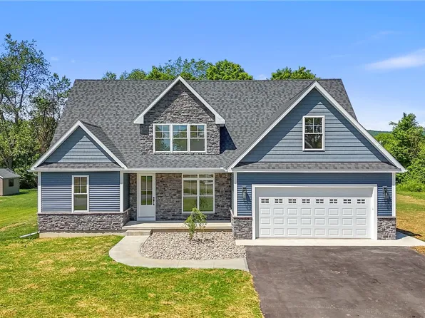 2 Quarry Ln, Horseheads, NY 14845