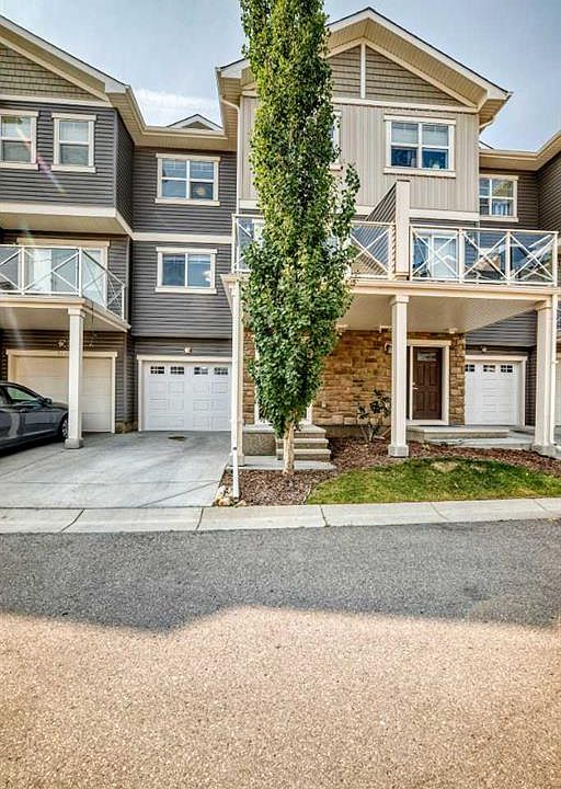 1st image of 909 N Skyview Ranch Grv NE