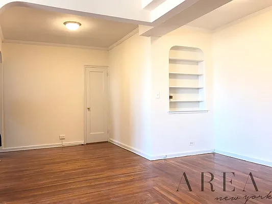 Rented by Area New York | media 20