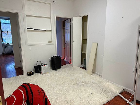 3rd image of 108 Madison St #12