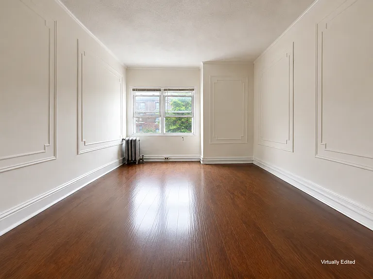 20-45 31st St #3 — Photo 5