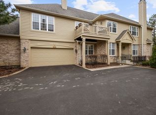 6234 Edgebrook Ln W, Indian Head Park, IL