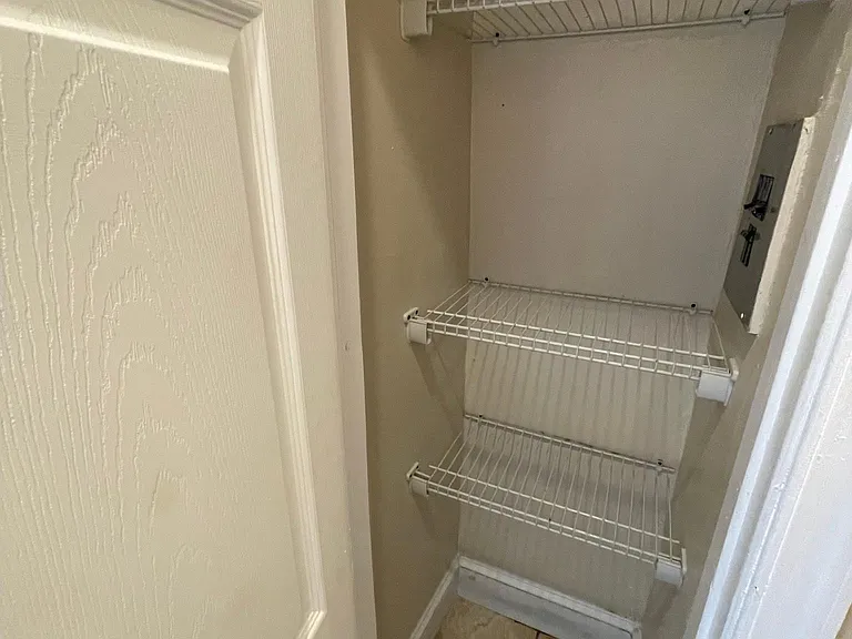 4537 Spruce St #C7 — Photo 5