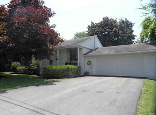 9654 Mallory Rd, New Hartford, NY 13413