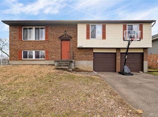 10020 Broken Woods Dr, Miamisburg, OH 45342