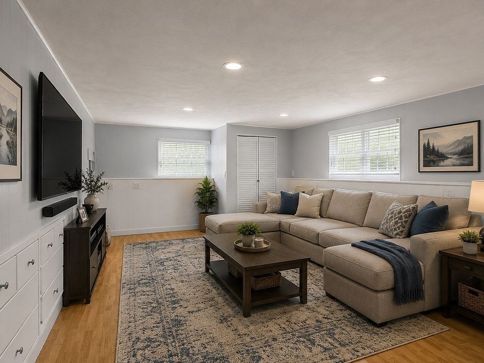 1st image of 3 Willett Dr