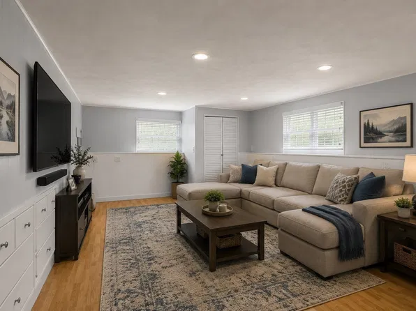 3 Willett Dr, Attleboro, MA 02703