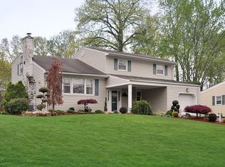 239 Woodbine Cir, New Providence, NJ 07974