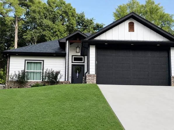 20959 Lakeview Dr, Flint, TX 75762