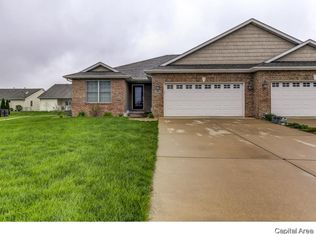 3809 Alder Wood Dr, Springfield, IL 62712