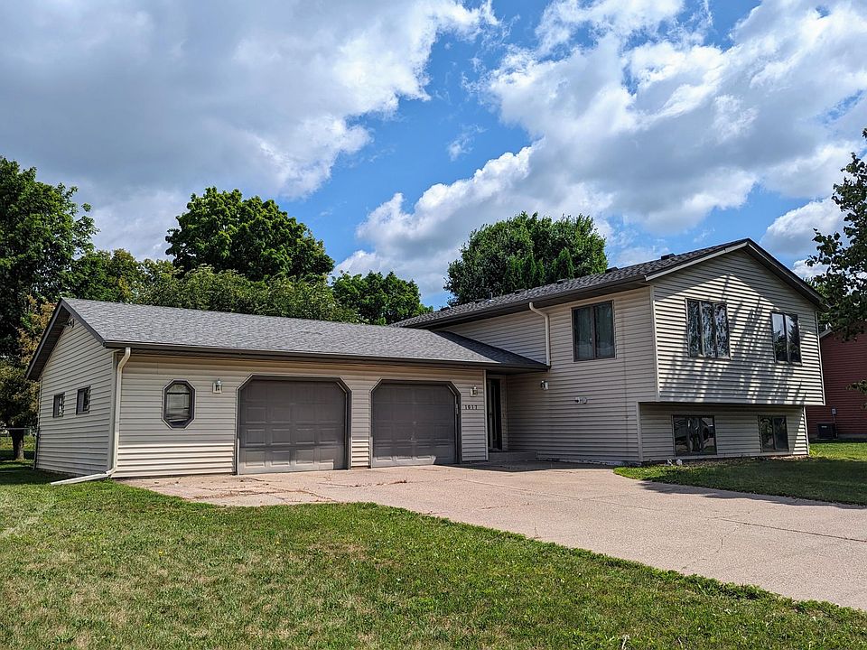 1017 4th Ave NE, Little Falls, MN 56345 Zillow