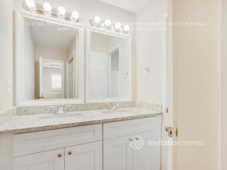 5670 Orly Ter — Photo 22