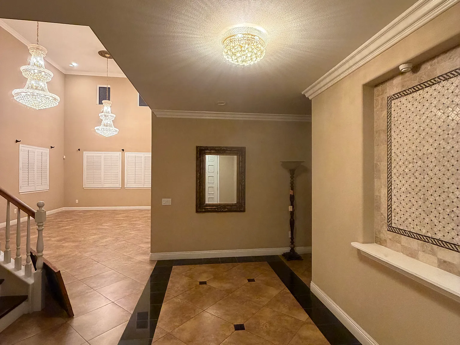 6 bed, 4313 sqft, $5,000 — Photo 3